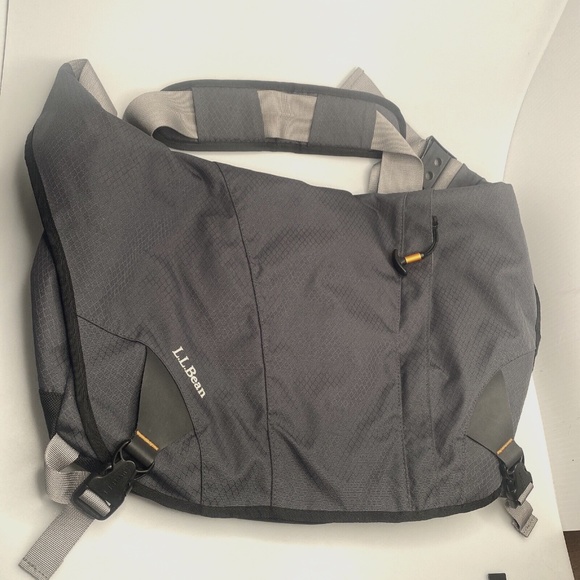 L.L. Bean Bags Ll Bean Bag Crossbody Laptop Bag School Work